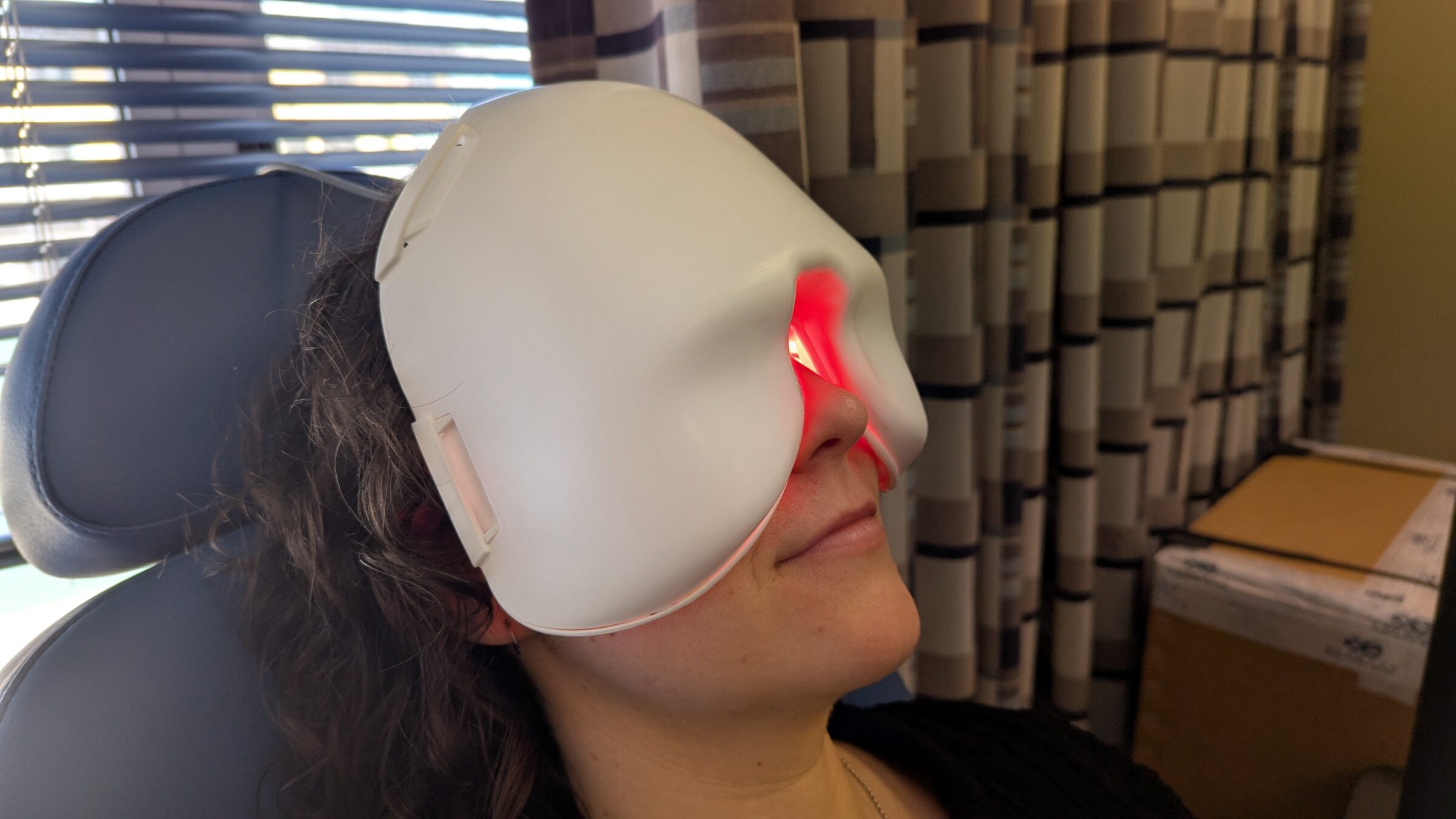 Featured image for “Low-Level Light Therapy for Dry Eyes”